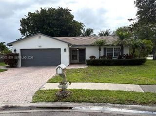 9125 SW 16th Rd E, Boca Raton, FL 33428