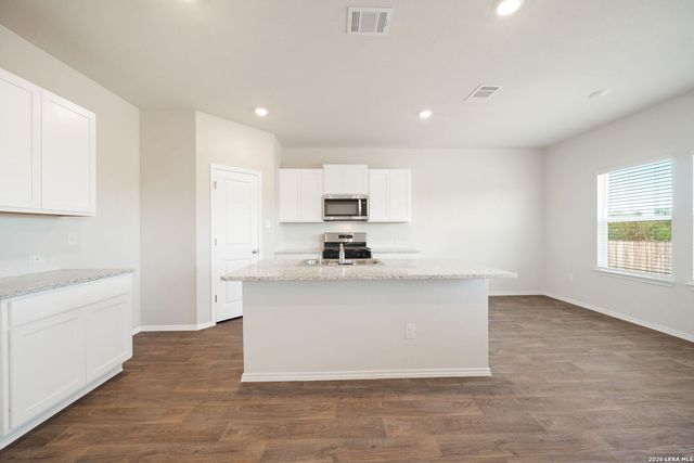15638 Clove Spice Way, Von Ormy, TX 78073