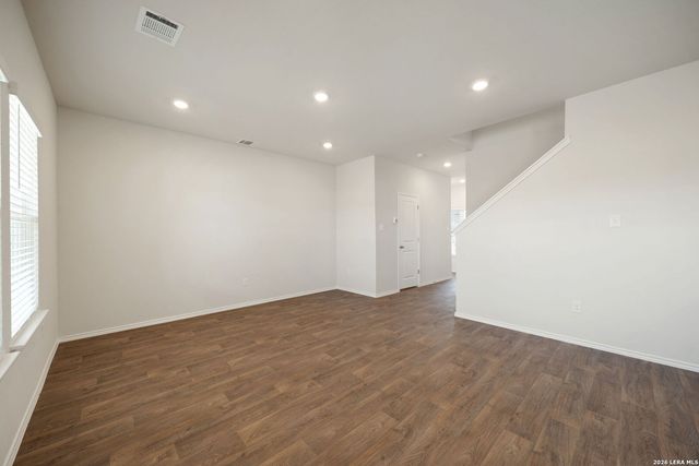 15638 Clove Spice Way, Von Ormy, TX 78073