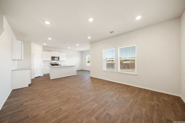 15638 Clove Spice Way, Von Ormy, TX 78073