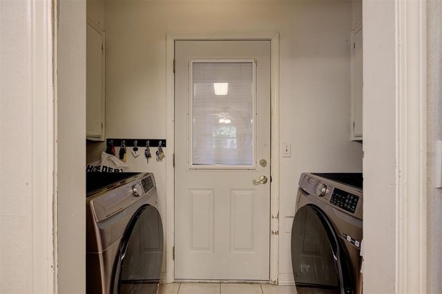 909 N King Avenue, Midwest City, OK 73130