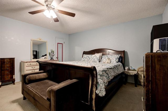 909 N King Avenue, Midwest City, OK 73130