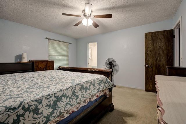 909 N King Avenue, Midwest City, OK 73130