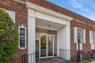99 Hillside Ave 99X, Williston Park, NY 11040