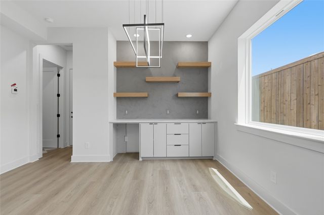 1710 Toronto Street, Dallas, TX 75212