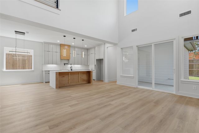 1710 Toronto Street, Dallas, TX 75212
