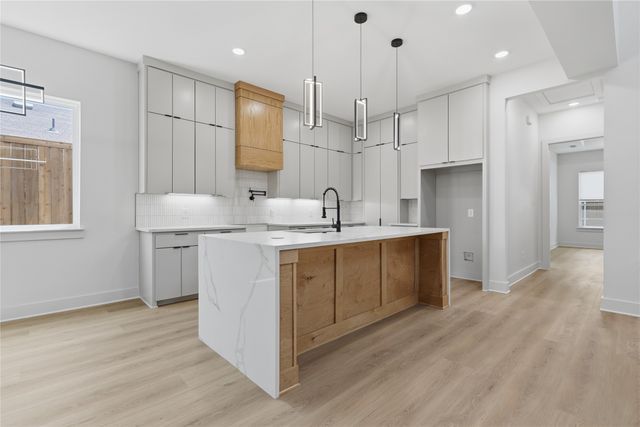 1710 Toronto Street, Dallas, TX 75212