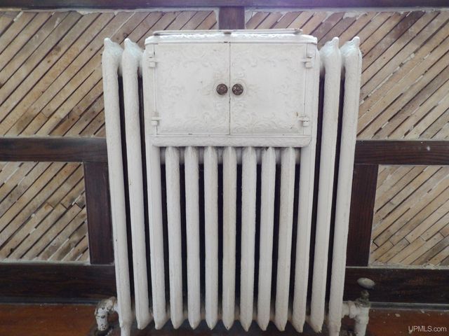 112 W Pewabic Street, Ironwood, MI 49938