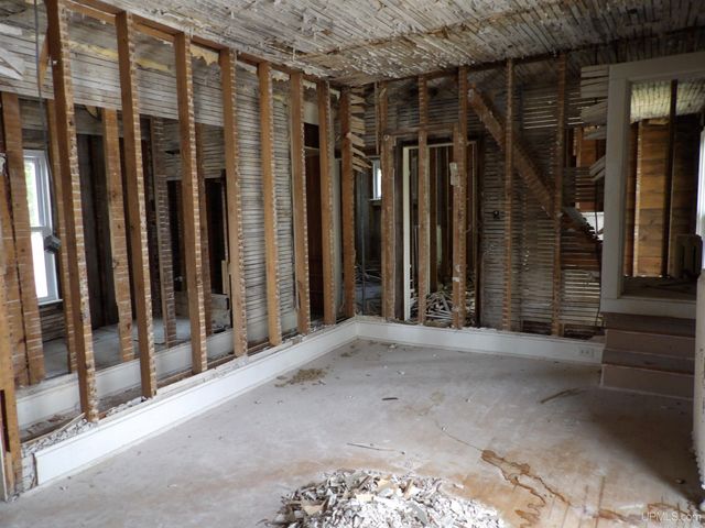 112 W Pewabic Street, Ironwood, MI 49938