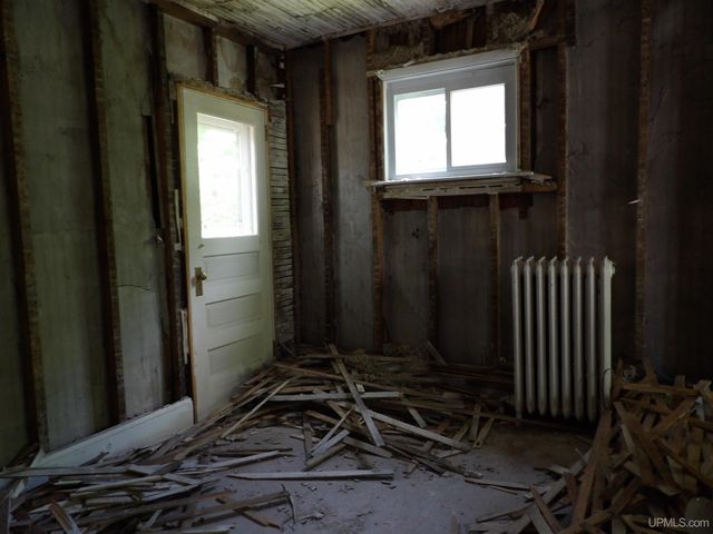 112 W Pewabic Street, Ironwood, MI 49938