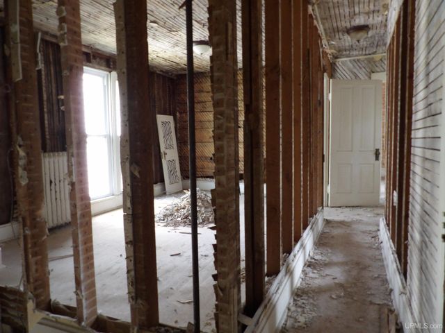 112 W Pewabic Street, Ironwood, MI 49938