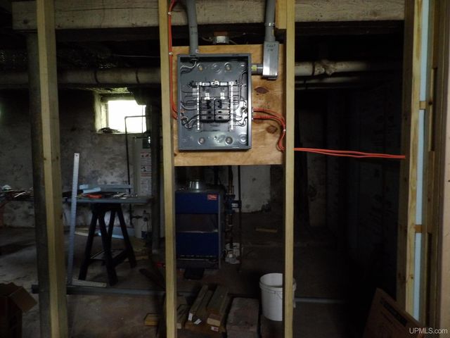 112 W Pewabic Street, Ironwood, MI 49938