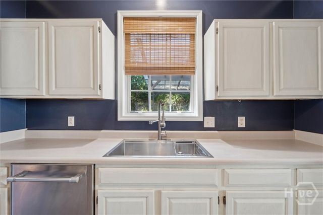 105 Kings Court, Savannah, GA 31406