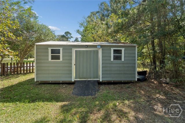 105 Kings Court, Savannah, GA 31406