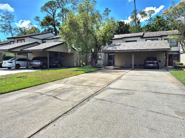 205 WOODS LANDING TRAIL, Oldsmar, FL 34677