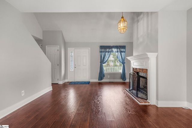 140 Oak Valley Drive, Simpsonville, SC 29681