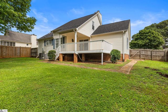140 Oak Valley Drive, Simpsonville, SC 29681
