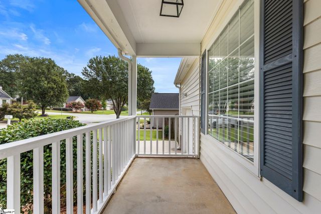 140 Oak Valley Drive, Simpsonville, SC 29681