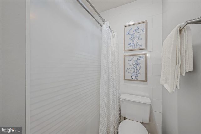 28 MELODY LN, Berkeley Springs, WV 25411