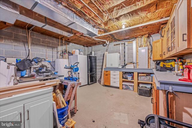 28 MELODY LN, Berkeley Springs, WV 25411