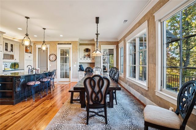 812 Top Ridge Drive, Sunset, SC 29685