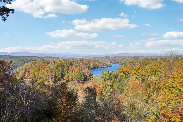 812 Top Ridge Drive, Sunset, SC 29685