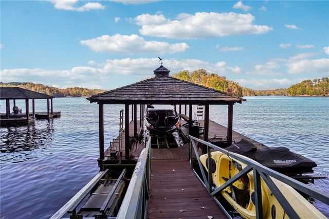 812 Top Ridge Drive, Sunset, SC 29685