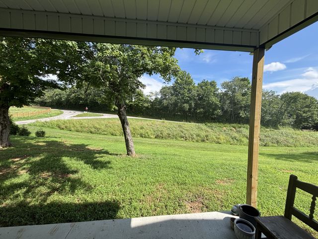 147 Black Ridge Rd, Lynnville, TN 38472