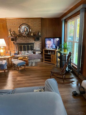 350 Orchard Street, Standish, MI 48658