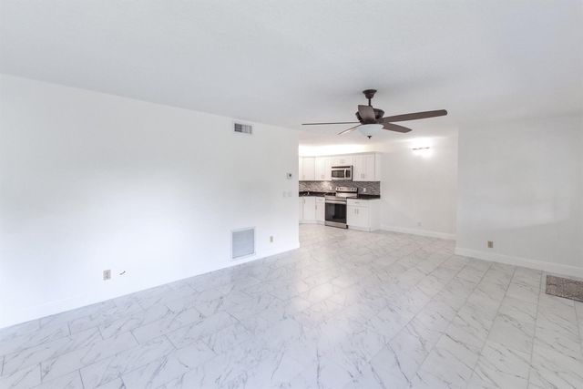 4899 Sable Pine Circle A2, West Palm Beach, FL 33417