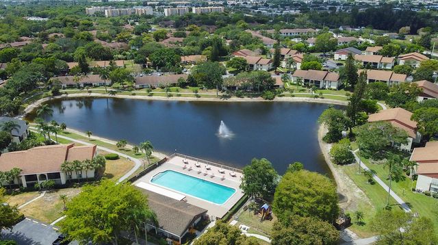 4899 Sable Pine Circle A2, West Palm Beach, FL 33417