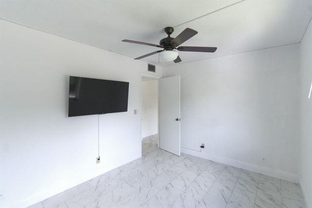 4899 Sable Pine Circle A2, West Palm Beach, FL 33417