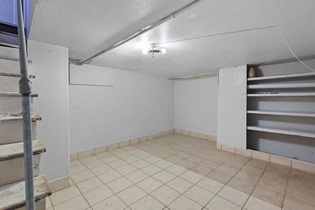 329 E Walnut St, Lodi, CA 95240