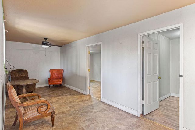 329 E Walnut St, Lodi, CA 95240