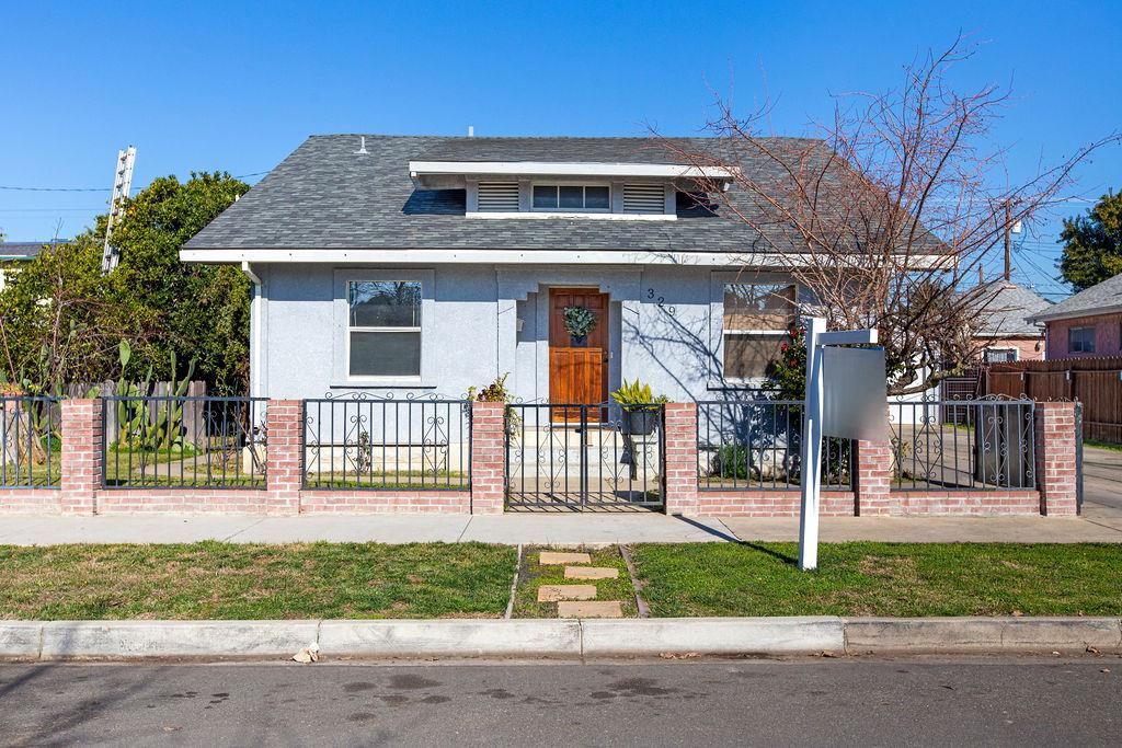 329 E Walnut St, Lodi, CA 95240