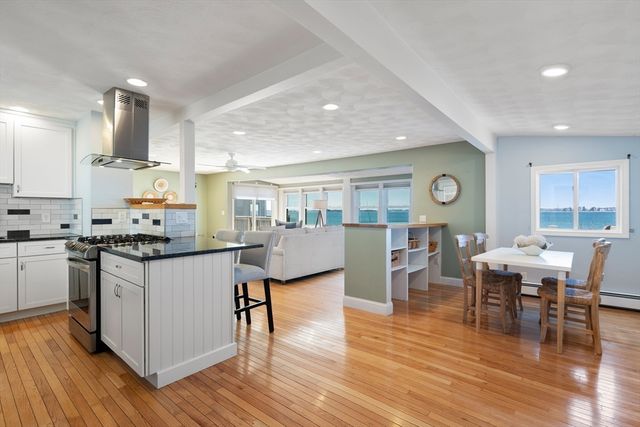 43 Maple Ave, Nahant, MA 01908
