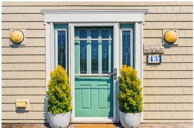 43 Maple Ave, Nahant, MA 01908