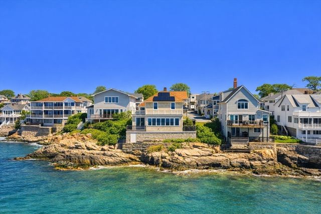 43 Maple Ave, Nahant, MA 01908