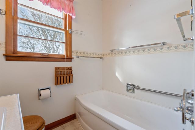 240 Marie Avenue, Elk Run Heights, IA 50707