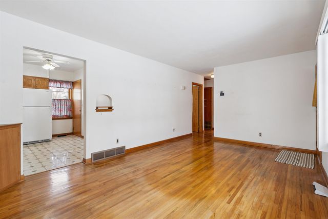 240 Marie Avenue, Elk Run Heights, IA 50707