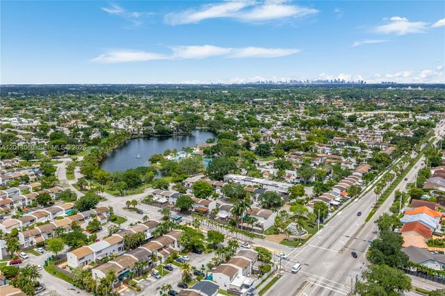 6929 SW 110th Ave, Miami, FL 33173