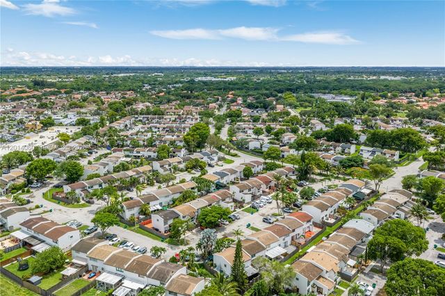6929 SW 110th Ave, Miami, FL 33173