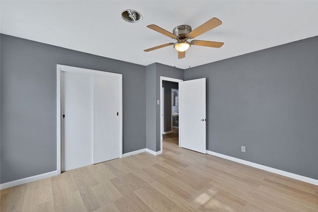 705 N RAY Street, Alvarado, TX 76009