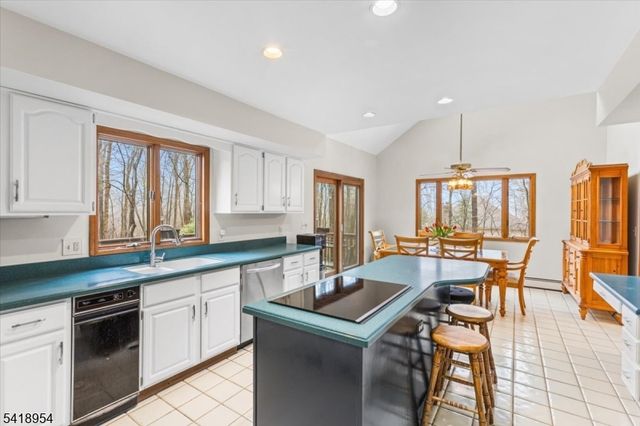 36 Westbury Dr, Sparta Twp., NJ 07871