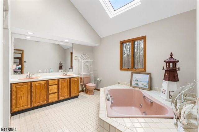 36 Westbury Dr, Sparta Twp., NJ 07871