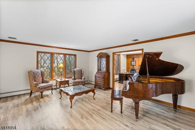 36 Westbury Dr, Sparta Twp., NJ 07871