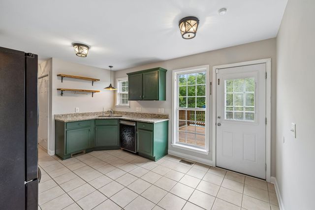 2258 Eastover Rd, Lebanon, TN 37090