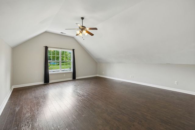 2258 Eastover Rd, Lebanon, TN 37090