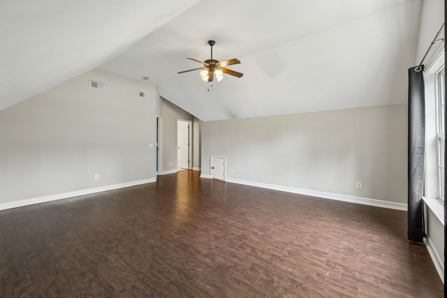 2258 Eastover Rd, Lebanon, TN 37090