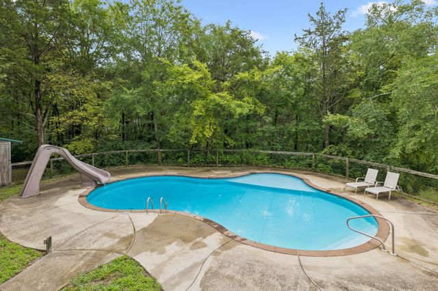 2258 Eastover Rd, Lebanon, TN 37090